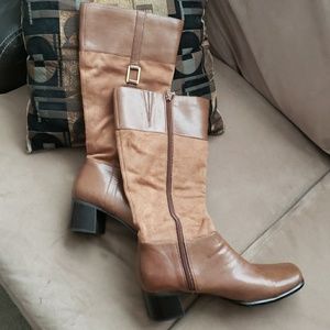 Tan boots NWOT